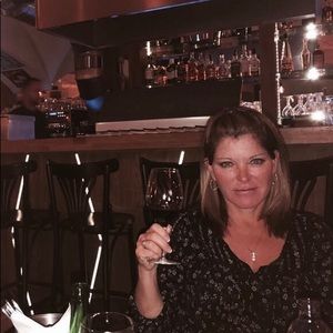 Meet your Posher, Sharon